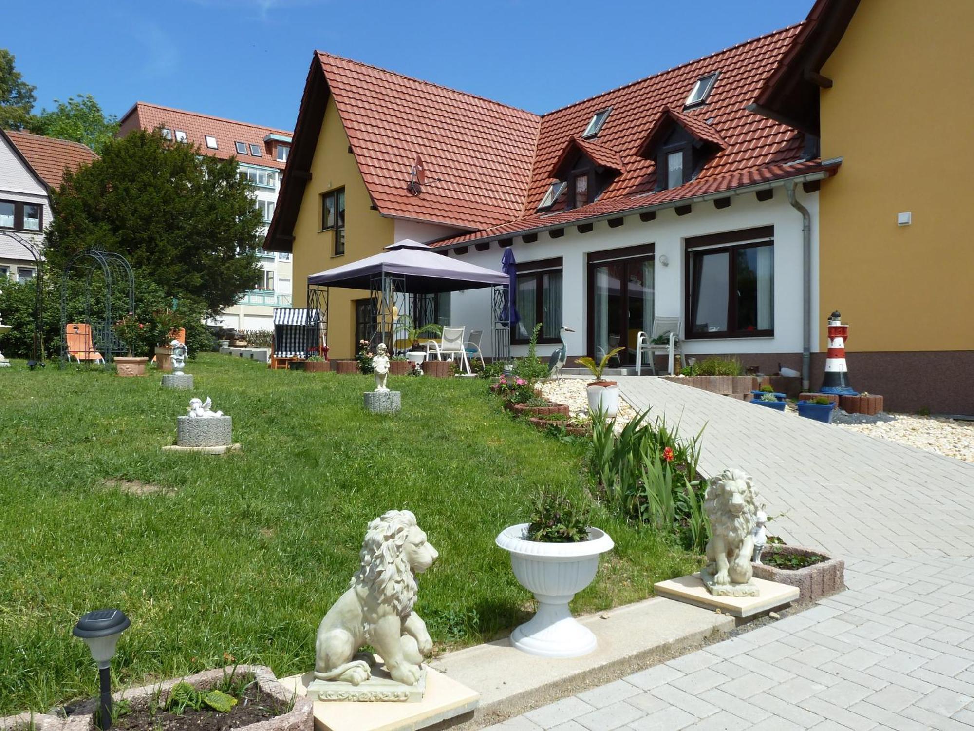 Отель An Der Uferpromenade Leinefelde-Worbis Экстерьер фото